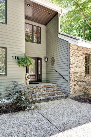 116 Tides RN, Yorktown, VA 23692