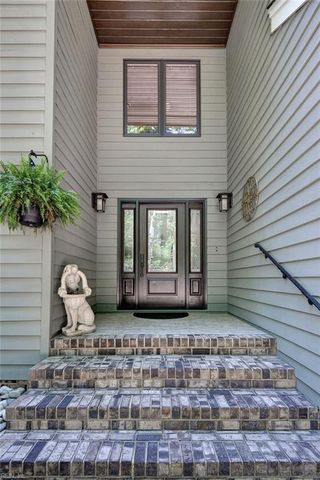 116 Tides RN, Yorktown, VA 23692