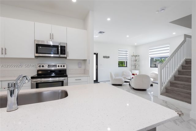 11911 SW 239th St, Homestead, FL 33032