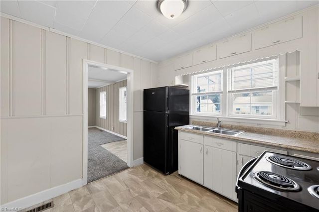 222 Charles Avenue, High Point, NC 27260