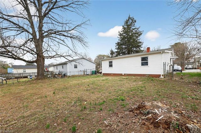 222 Charles Avenue, High Point, NC 27260