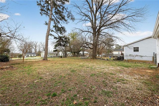 222 Charles Avenue, High Point, NC 27260