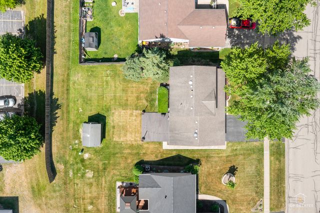 11716 Davey Drive, Huntley, IL 60142