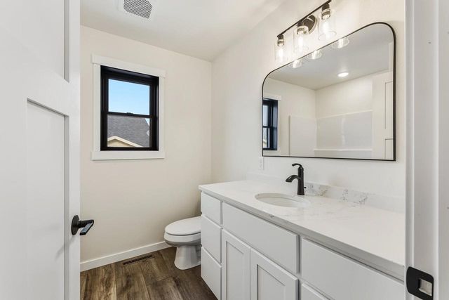 1508 Pioneer DRIVE, Holmen, WI 54636