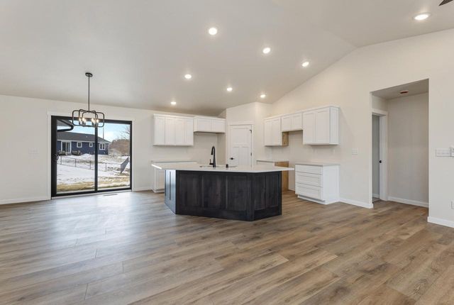 1508 Pioneer DRIVE, Holmen, WI 54636