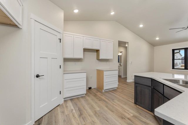 1508 Pioneer DRIVE, Holmen, WI 54636