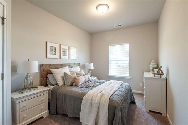 108 Leslie Court, Eatonton, GA 31024