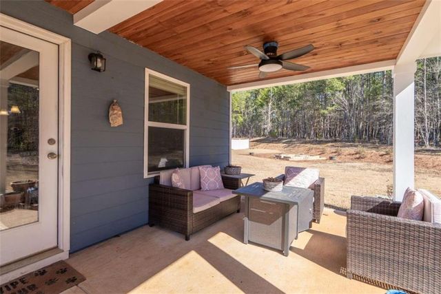 108 Leslie Court, Eatonton, GA 31024