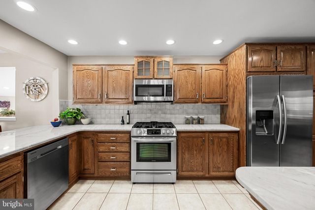 108 WEDGEWOOD DR, Cinnaminson, NJ 08077