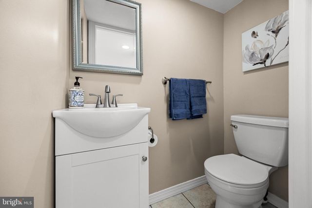 108 WEDGEWOOD DR, Cinnaminson, NJ 08077