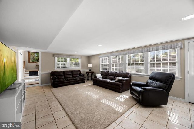 108 WEDGEWOOD DR, Cinnaminson, NJ 08077