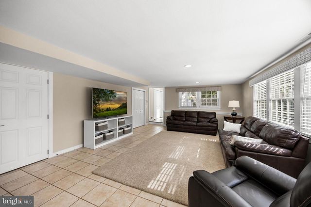 108 WEDGEWOOD DR, Cinnaminson, NJ 08077