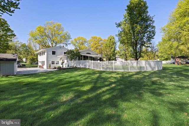 108 WEDGEWOOD DR, Cinnaminson, NJ 08077