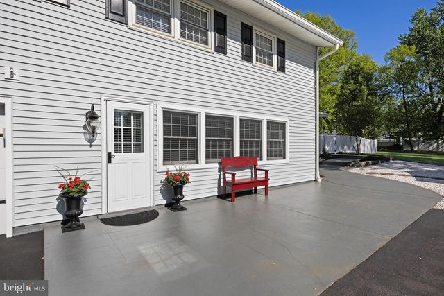 108 WEDGEWOOD DR, Cinnaminson, NJ 08077