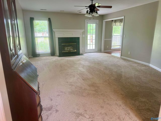2623 Quarter Lane, Owens Cross Roads, AL 35763