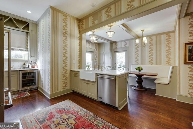 230 Woodlawn Avenue, Athens, GA 30606