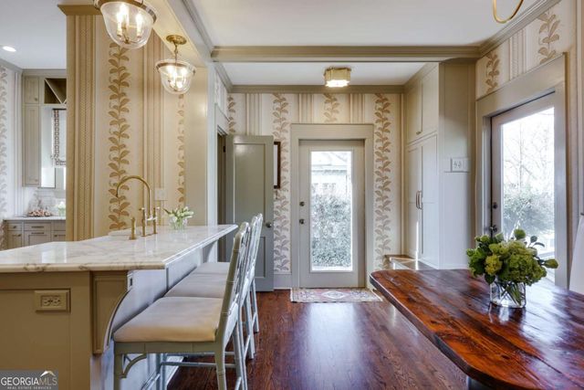 230 Woodlawn Avenue, Athens, GA 30606