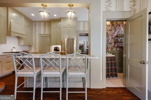 230 Woodlawn Avenue, Athens, GA 30606