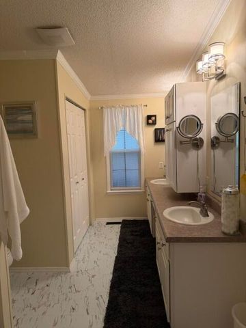 1246 Little John Road, Manning, SC 29102