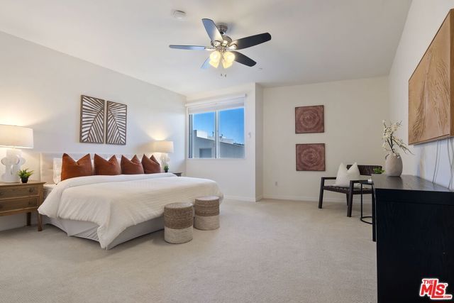 171 N Church Lane 619, Los Angeles, CA 90049