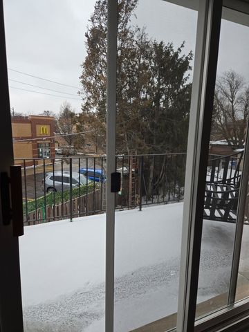 6146 N Melvina Avenue 2, Chicago, IL 60646