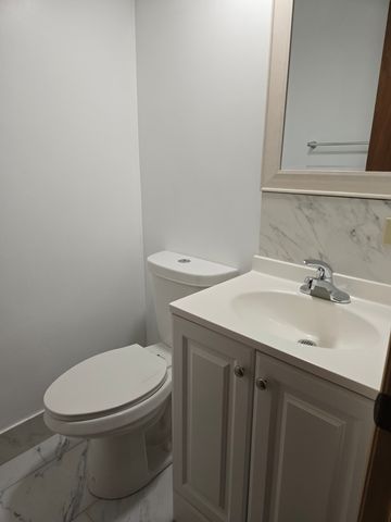 6146 N Melvina Avenue 2, Chicago, IL 60646