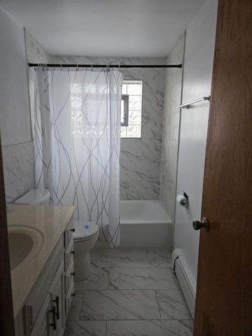 6146 N Melvina Avenue 2, Chicago, IL 60646