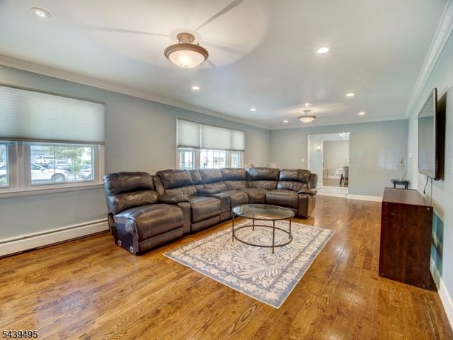 11 Druid Hill Dr, Parsippany-troy Hills Twp., NJ 07054