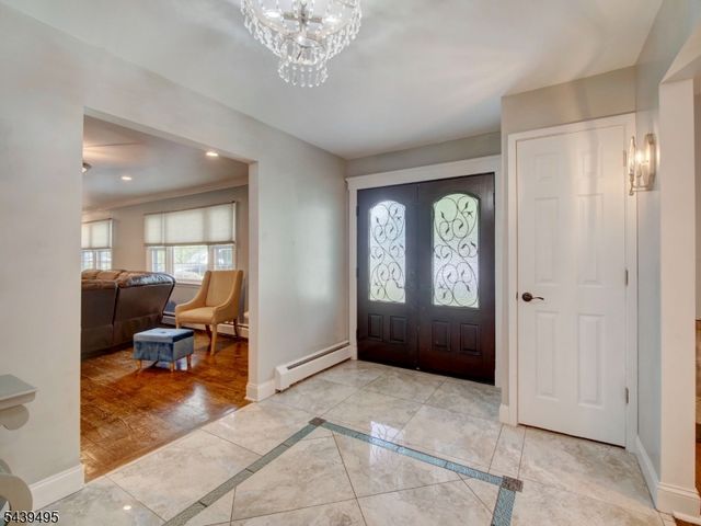 11 Druid Hill Dr, Parsippany-troy Hills Twp., NJ 07054