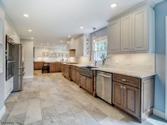 11 Druid Hill Dr, Parsippany-troy Hills Twp., NJ 07054