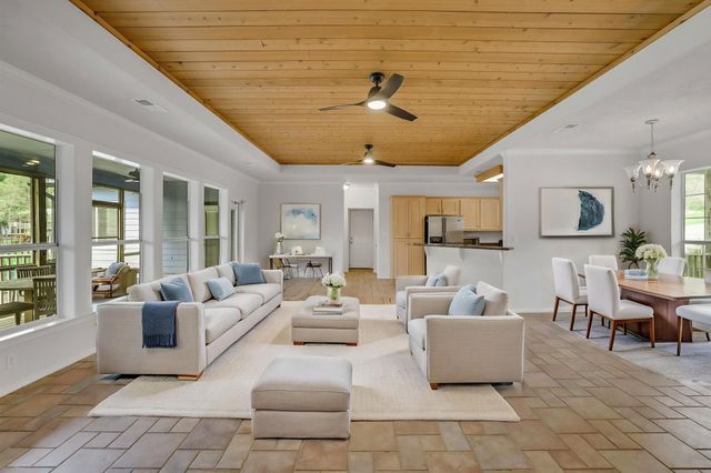 220 Harbour Row Drive, Coldspring, TX 77331