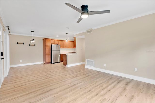4882 CONWAY ROAD 81, Belle Isle, FL 32812