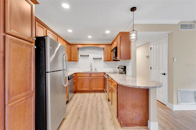 4882 CONWAY ROAD 81, Belle Isle, FL 32812