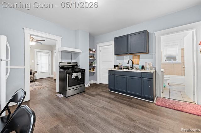 2143 Trowbridge Street, Hamtramck, MI 48212