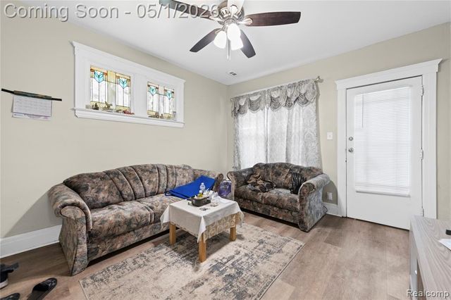 2143 Trowbridge Street, Hamtramck, MI 48212