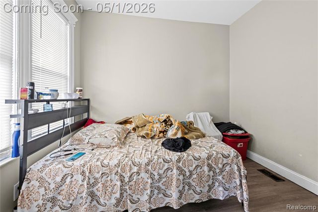 2143 Trowbridge Street, Hamtramck, MI 48212