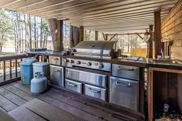 1098 Broad River Scenic Drive, Tignall, GA 30668