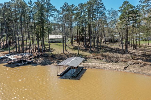 1098 Broad River Scenic Drive, Tignall, GA 30668