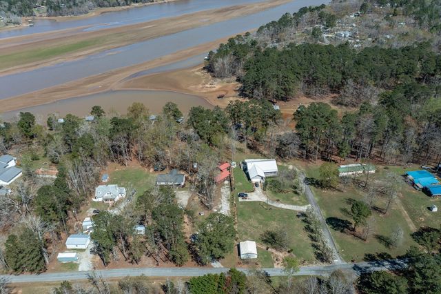 1098 Broad River Scenic Drive, Tignall, GA 30668