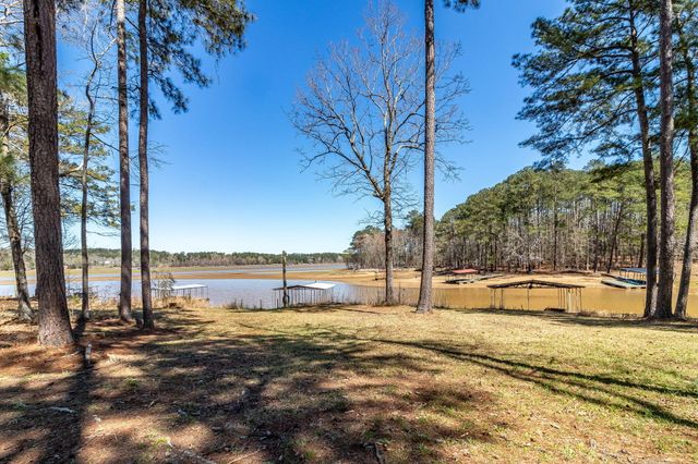 1098 Broad River Scenic Drive, Tignall, GA 30668