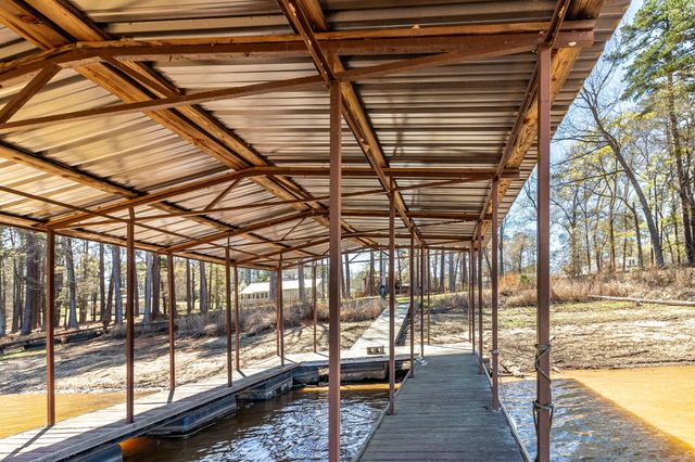 1098 Broad River Scenic Drive, Tignall, GA 30668