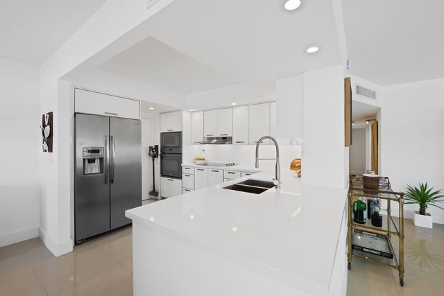 3750 Galt Ocean Drive 706, Fort Lauderdale, FL 33308