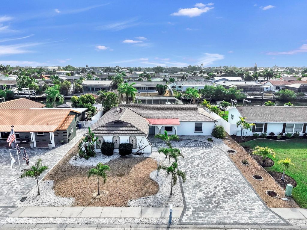 6511 SANTIAGO COURT, Apollo Beach, FL 33572