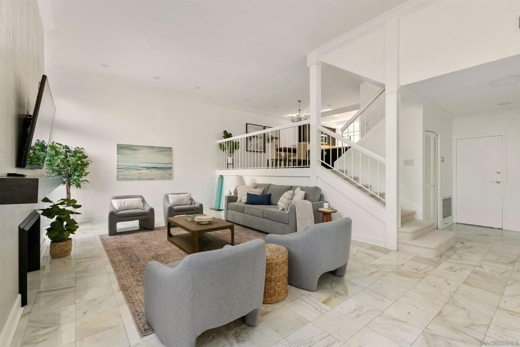 7977 Caminito Del Cid, La Jolla, CA 92037 — photo 4