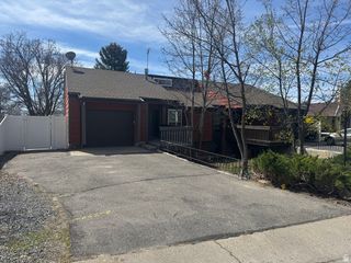 1054 LAMPLIGHTER DR, Logan, UT 84321