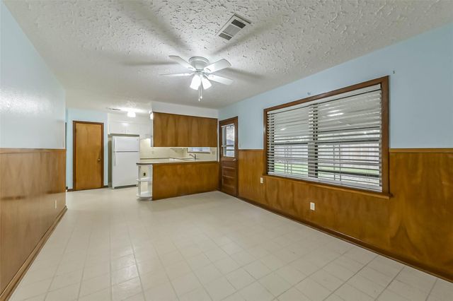 705 Dunwick Lane, Pasadena, TX 77502