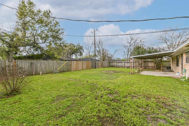 705 Dunwick Lane, Pasadena, TX 77502