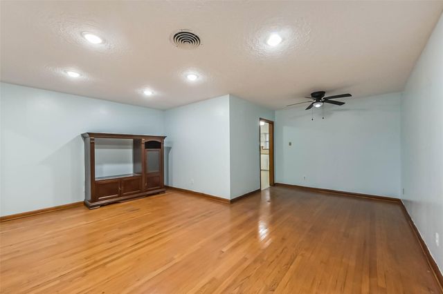 705 Dunwick Lane, Pasadena, TX 77502