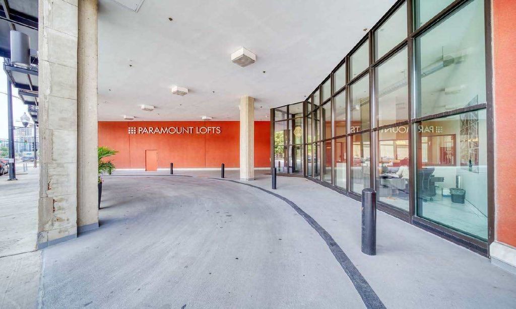 1645 W Ogden Avenue 607, Chicago, IL 60612