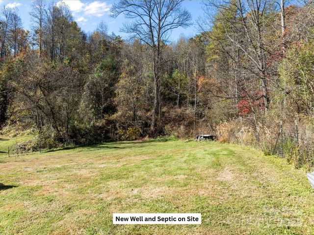 212 Gabriels Creek Road, Mars Hill, NC 28754